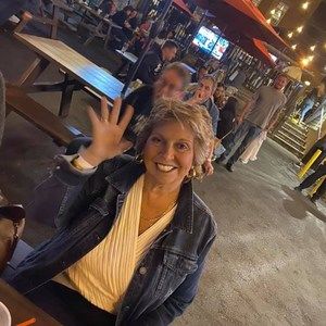 Meet your Posher, Paula